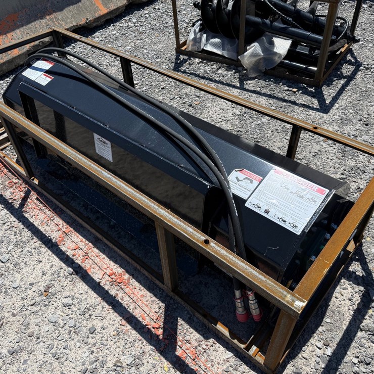#2000 • Unused Mower King 72" Skid Steer Rotary Tiller ECSSTR07226020501A INV# 45401