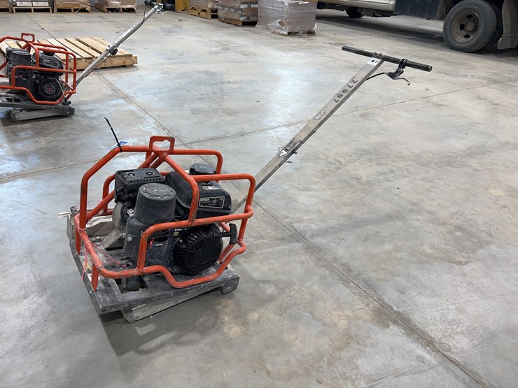 2018-husqvarna-soft-cut-x150-saw-image-1