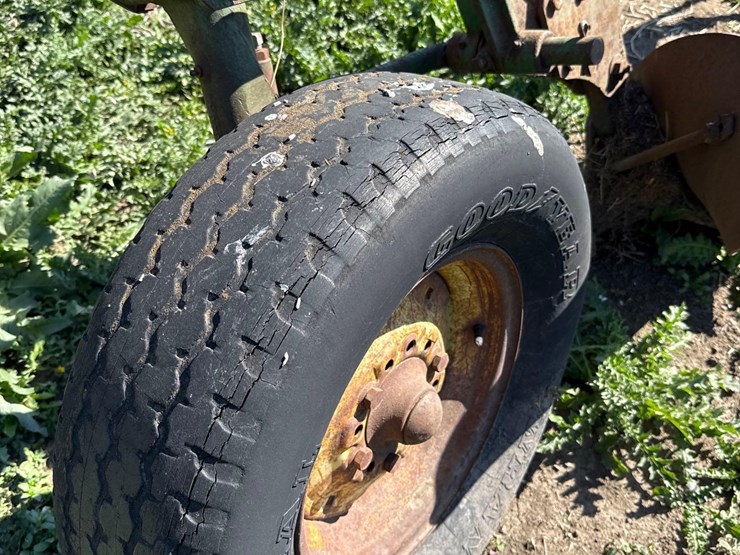 john-deere-145-image-6