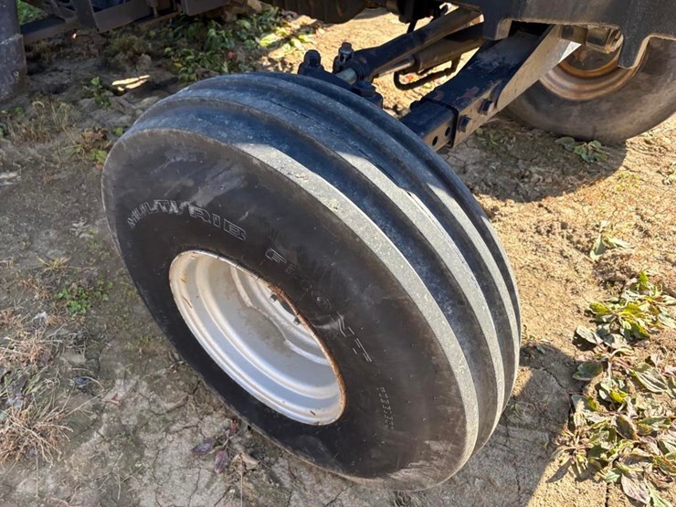 case-mxu125-tractor-image-8