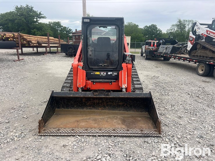2017-kubota-svl95-2s-image-2