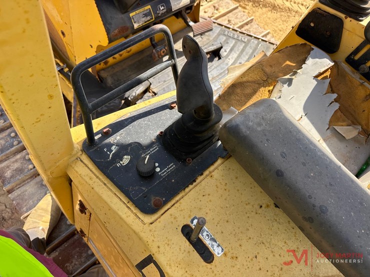 2001-deere-450h-lt-image-20