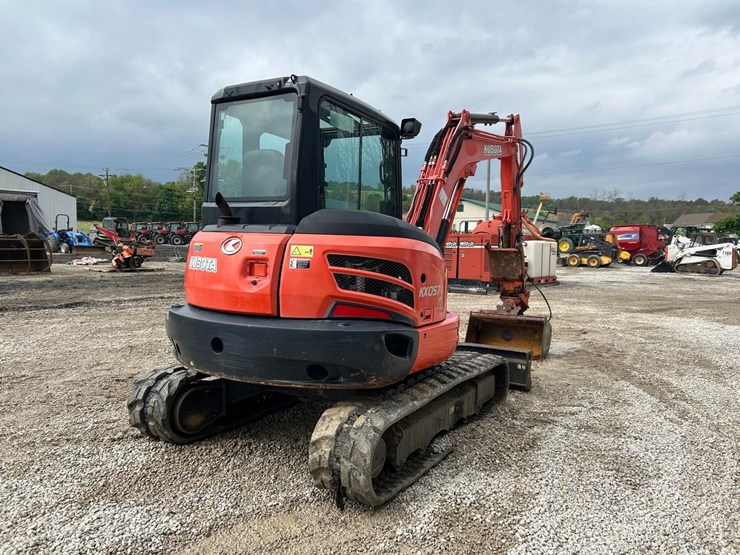kubota-kx057-4-image-4