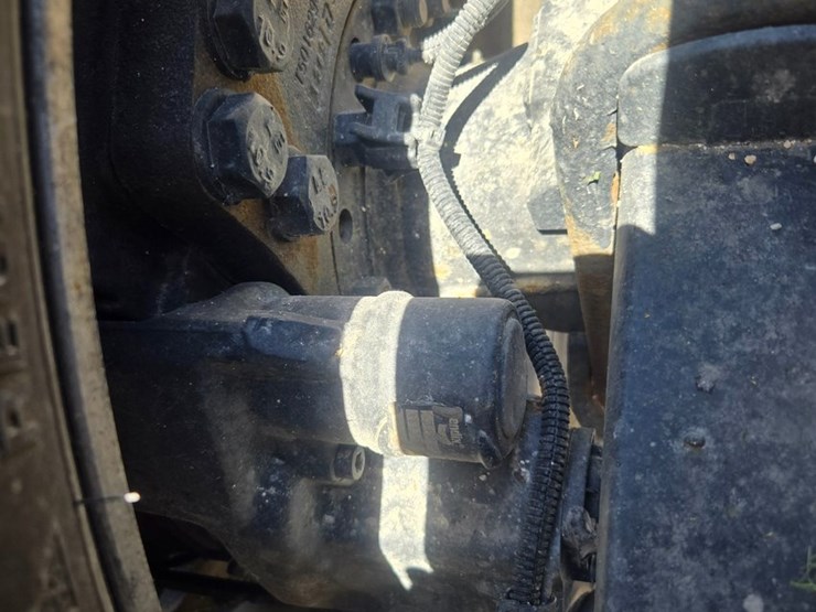 2023-kenworth-w900-image-91