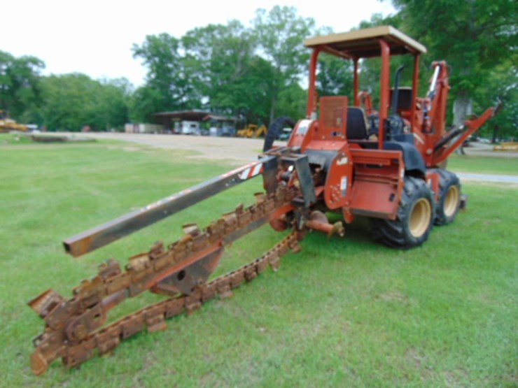 ditch-witch-rt55-image-10