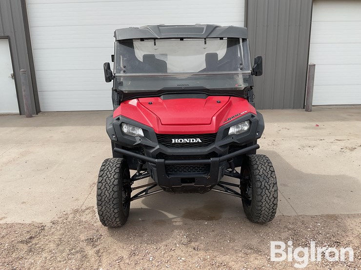2016-pioneer-4x4-image-2