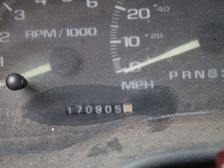 1997-gmc-3500-image-13