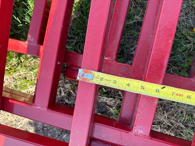 5-12ft-7-bar-livestock-gates-image-7