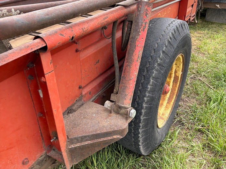 new-holland-512-image-25