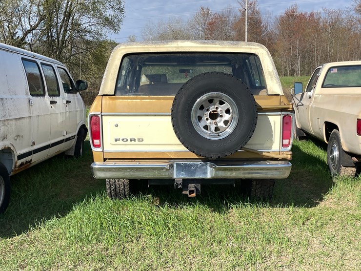 1979-ford-bronco-image-3