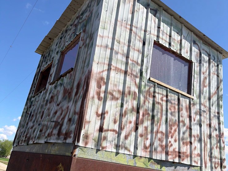 7-1/2ft-x-10ft-hunting-shack-image-7