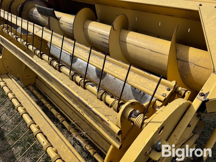 new-holland-1116h-image-18