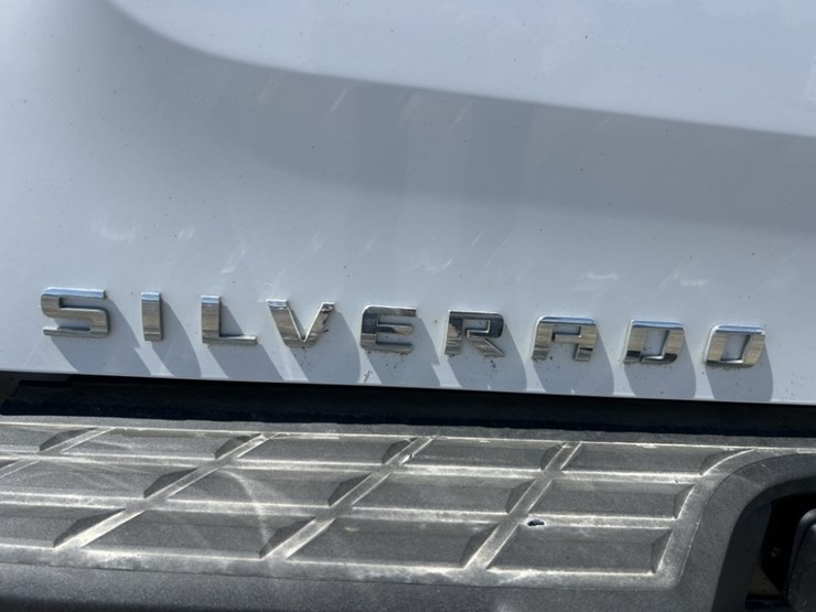 2013-chevrolet-silverado-1500-image-10