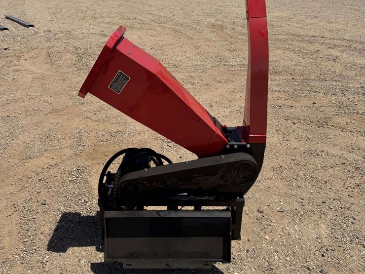 mini-skid-steer-wood-chipper-(new/unused)-image-2