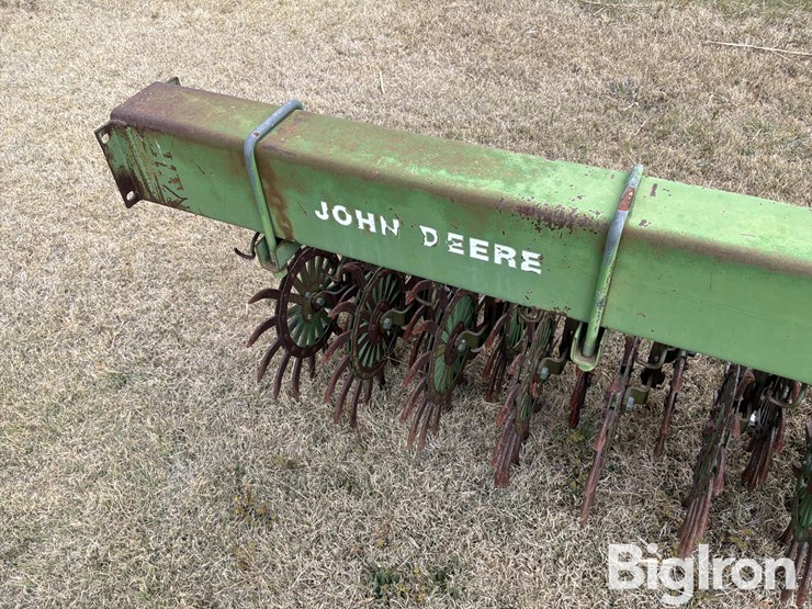 john-deere-400-image-12