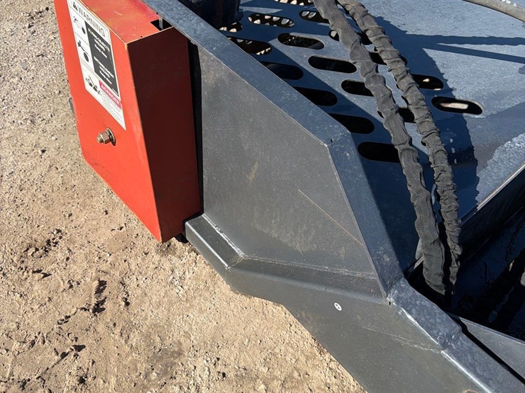 skidloader-quick-tach-74"-rock-rake-bucket-image-6