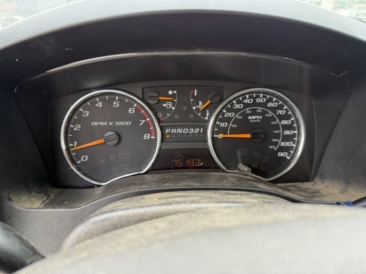 2012-chevrolet-colorado-image-26