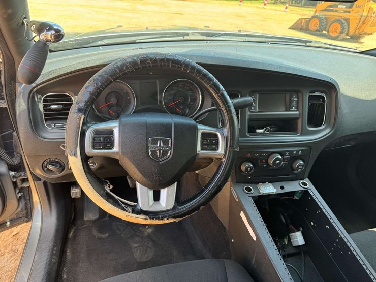 2012-dodge-charger-4-door-police-cruiser---198,070-miles-image-11