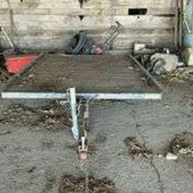6' x 8' Snowmobile trailer w/Title