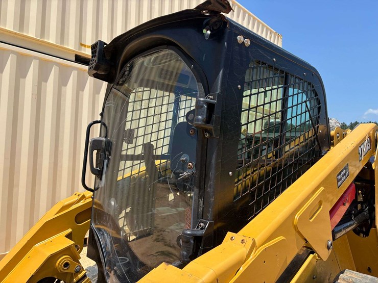 2021-caterpillar-279d3-image-18