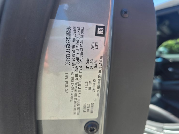 #24025-•-2007-pontiac-solstice-gxp-convertible-image-26