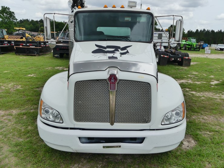 2012-kenworth-t370-image-2