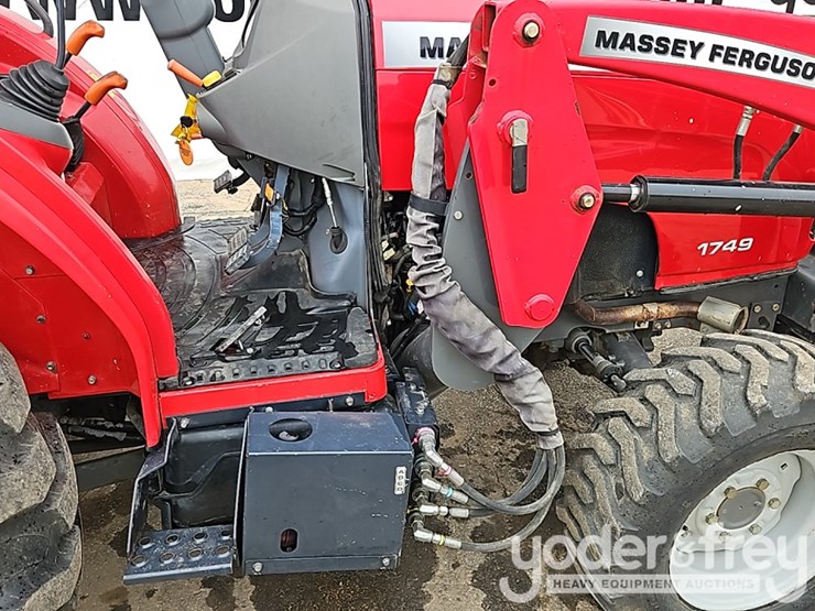 2014-massey-ferguson-1749-image-37