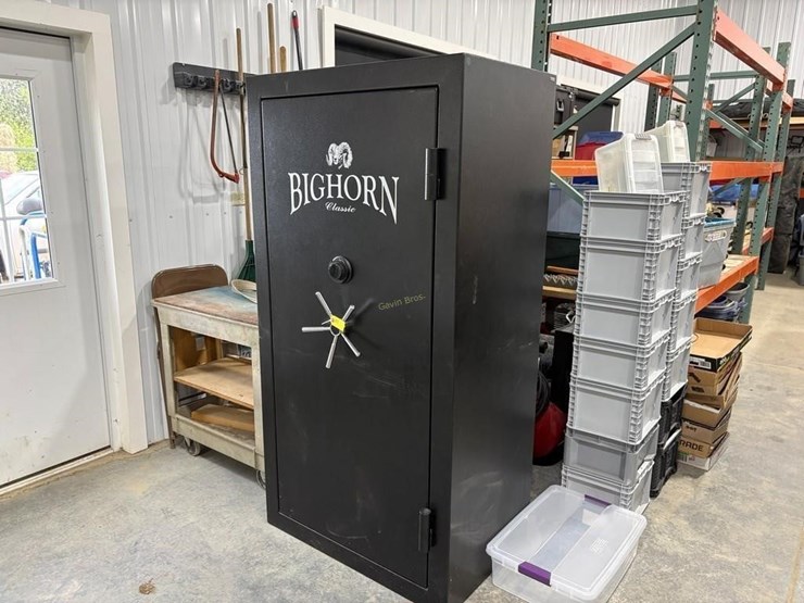 bighorn-classic-gun-safe-image-1