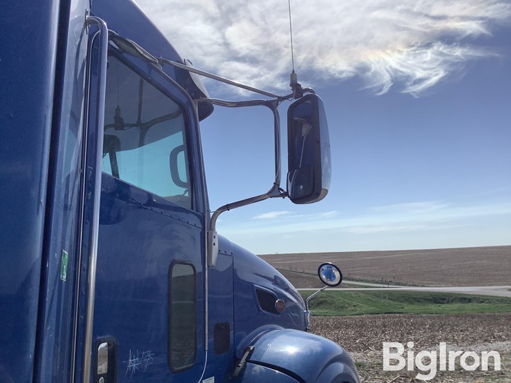 2013-peterbilt-386-image-17
