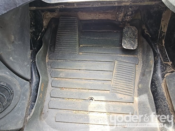 2019-caterpillar-289d-image-30