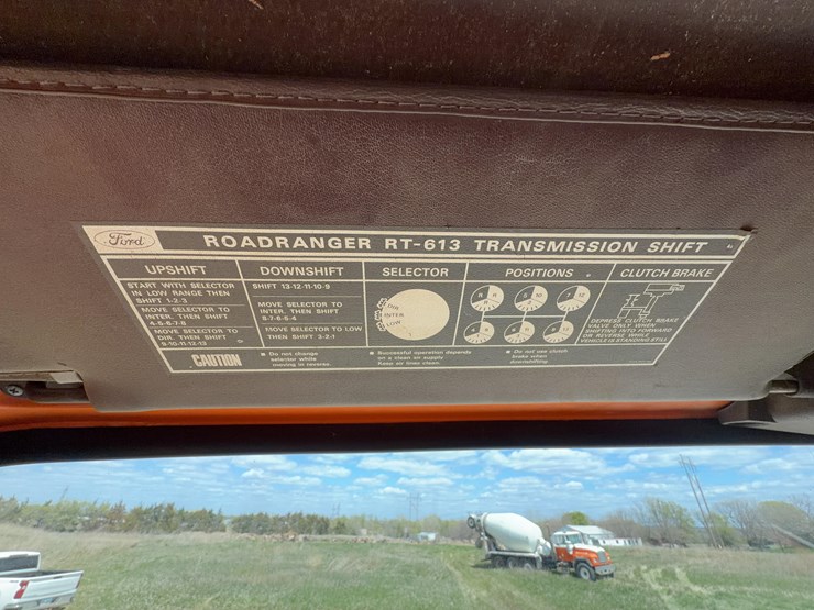 1980-caterpillar-3208-image-47