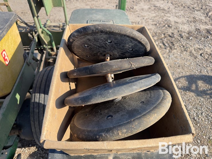john-deere-7100-image-12