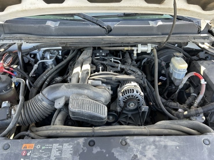 2013-chevrolet-silverado-1500-image-40