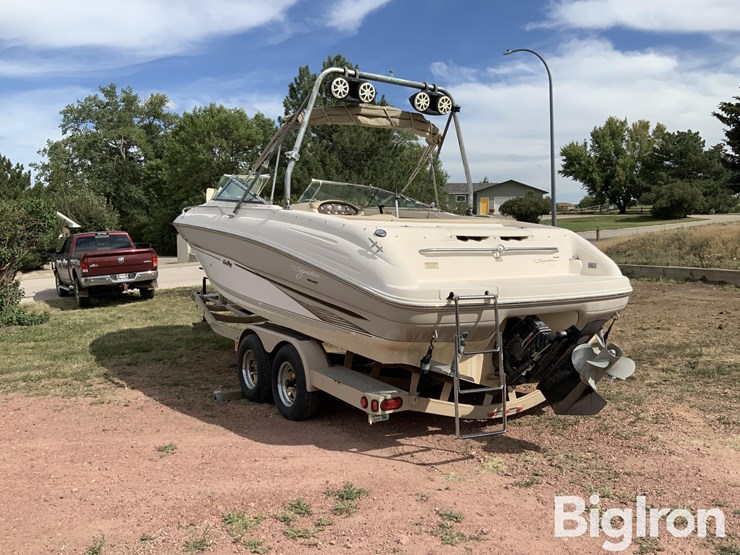 2000-sea-ray-signature-select-260-boat-w/trailer-image-7