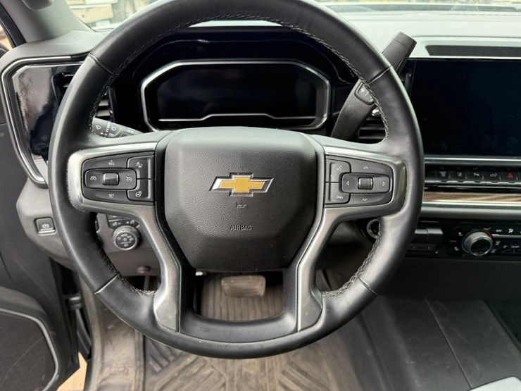 2024-chevrolet-3500-image-48