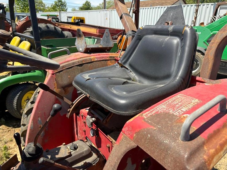 massey-ferguson-1030-image-11