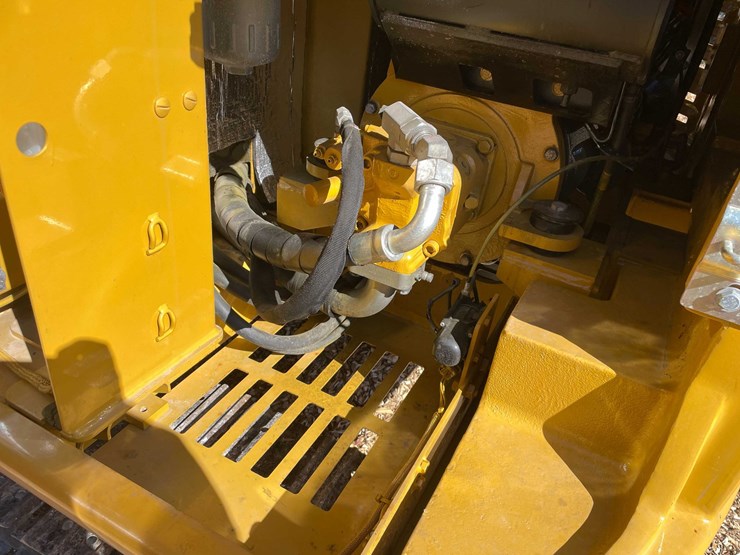 #6930-•-cat-306e2-excavator-image-49