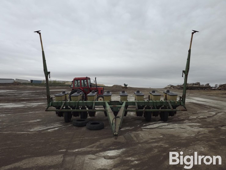 john-deere-7000-image-2