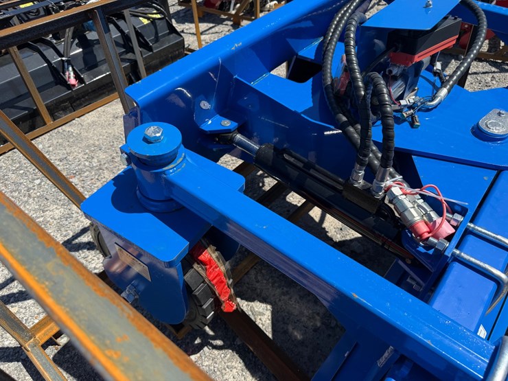 #45375-•-unused-top-cat-ssscr72-skid-steer-soil-conditioner-ssscr7226020501a-image-13