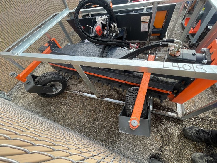#9032-•-unused-wig-skid-steer-72"-skid-steer-harley-landscape-rake-(o12)-image-6