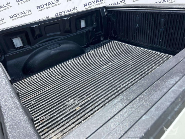 2019-ford-f150-image-24