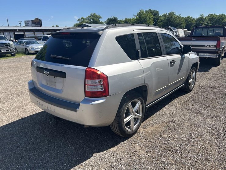 2008-jeep-compass-image-6