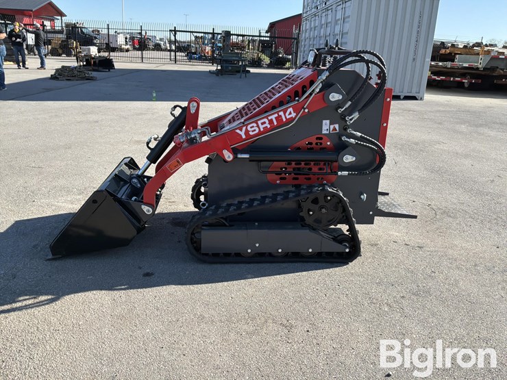 2026-massey-ferguson-730-image-8