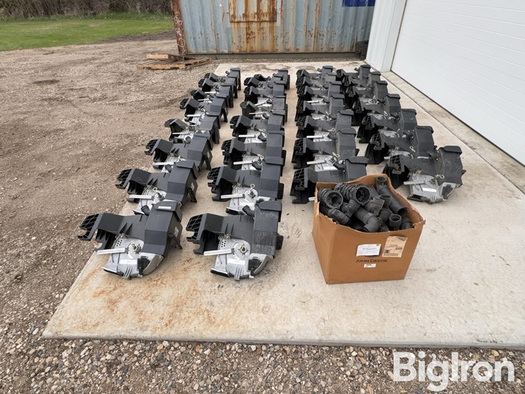 case-ih-12xx-series-early-riser-seed-meter-units-image-8