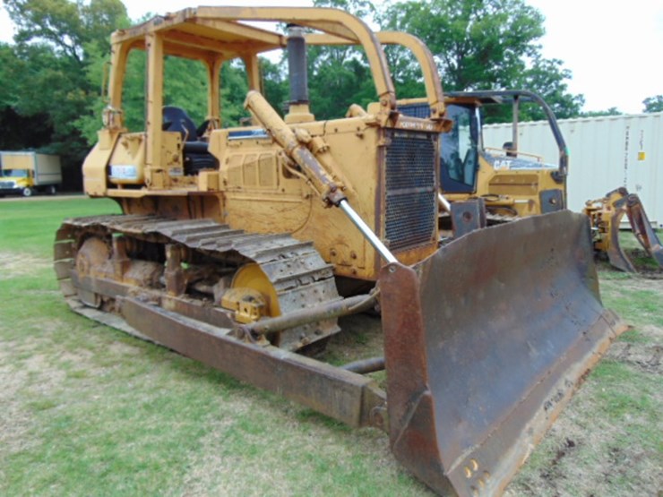 komatsu-d68e-image-10