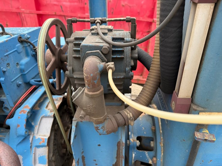 #3890-•-towable-water-pump-image-29