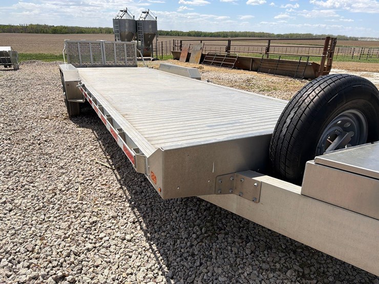 2020-eby-86”-x-24-1/2ft-bumper-hitch-flatbed-trailer—1-owner-image-10