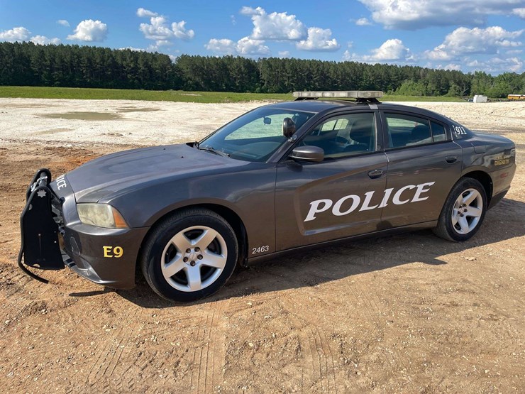2014-dodge-charger-4-door-police-cruiser-(126,859-miles)-image-1