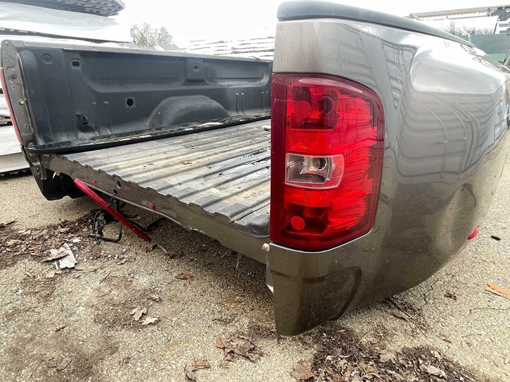 #9072-•-08-12-gmc-dually-box-(o6)-image-16