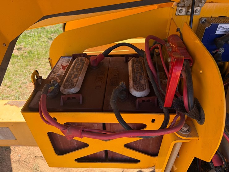 2008-bil-jax-45xa-image-27